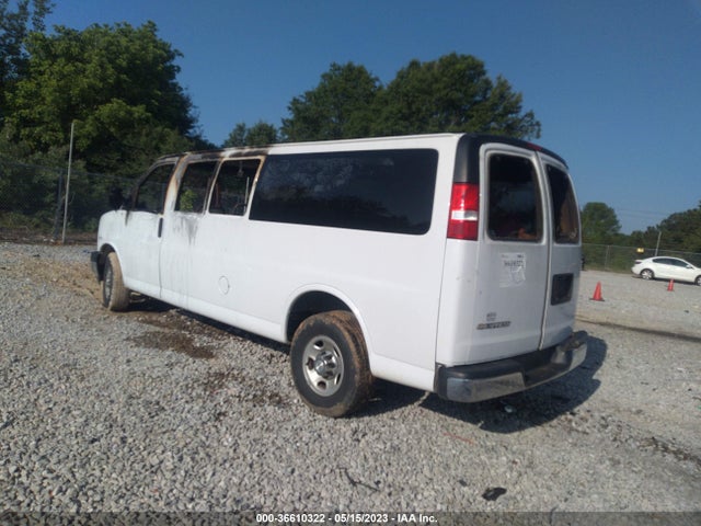 2018 CHEVROLET EXPRESS PASSENGER LT VIN: 1GAZGPFG1J1268639