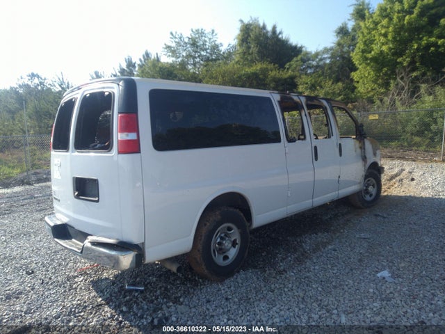 2018 CHEVROLET EXPRESS PASSENGER LT VIN: 1GAZGPFG1J1268639