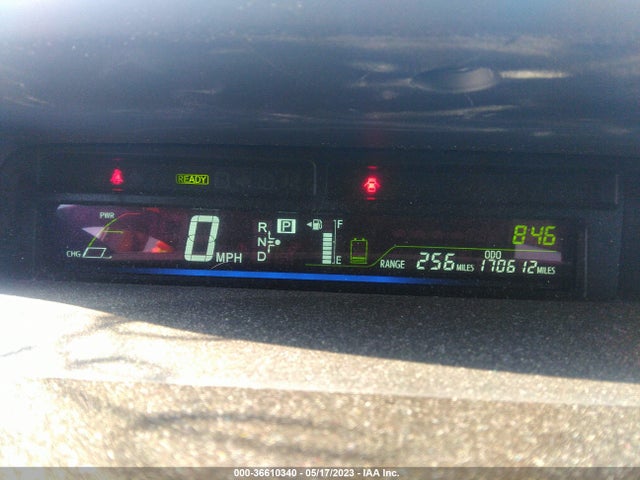 Toyota Prius V Two/three/five 2014 JTDZN3EU1E3341497 Image 8