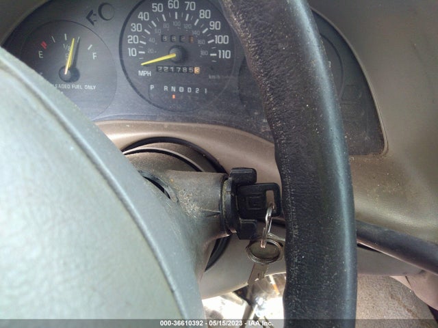 1995 CHEVROLET LUMINA VIN: 2G1WL52M1S9130529