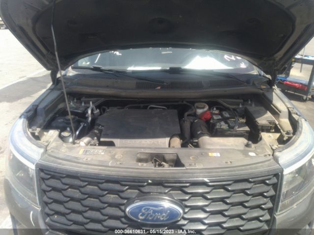 1FM5K8GT6JGB31825 Ford EXPLORER SPORT