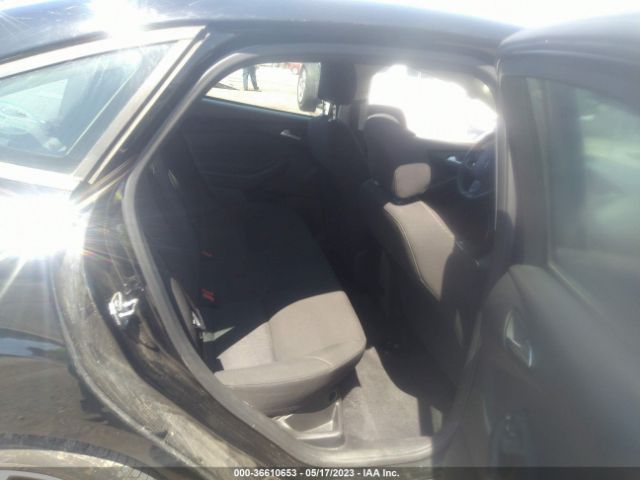 1FADP3F24GL225558 Ford FOCUS SE