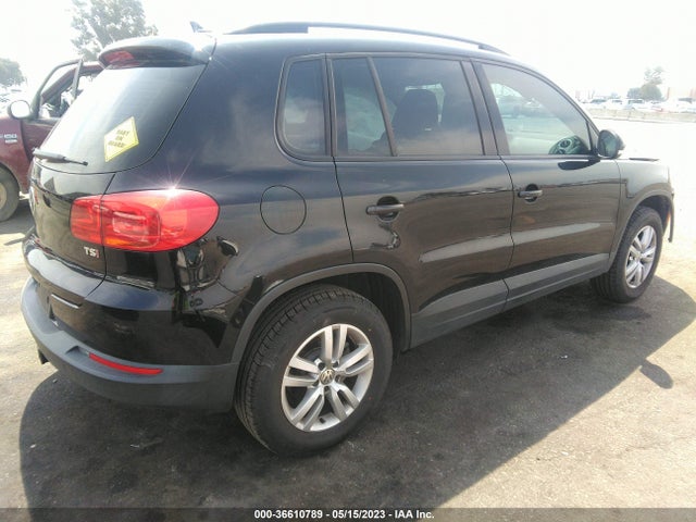 WVGAV7AX5HW500721 Volkswagen TIGUAN S