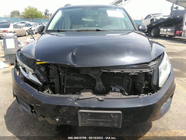 WVGAV7AX5HW500721 Volkswagen TIGUAN S