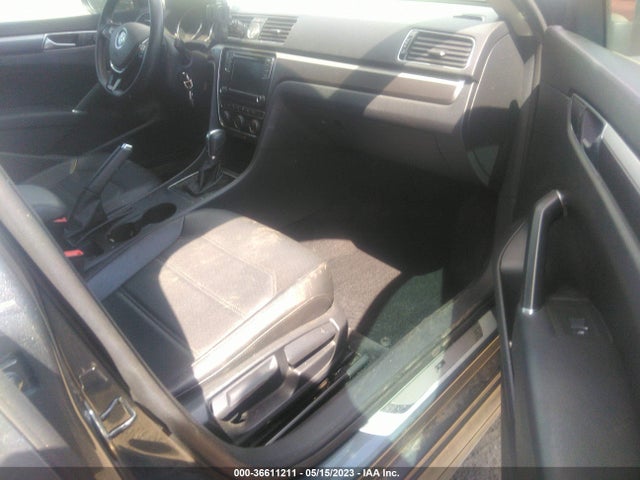 1VWDT7A32HC047337 Volkswagen Passat R-line W/comfort Pkg