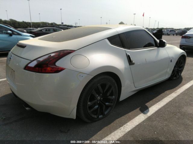 JN1AZ4EH9JM570821 Nissan 370Z COUPE