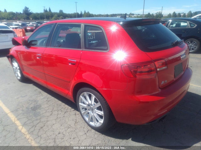 2013 AUDI A3 PREMIUM PLUS VIN: WAUMFAFM1DA030055