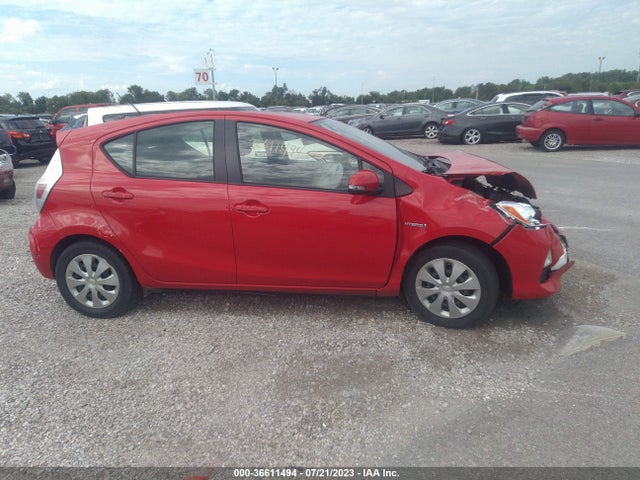 Toyota Prius C One/three/two/four 2014 JTDKDTB39E1565788 Image 4
