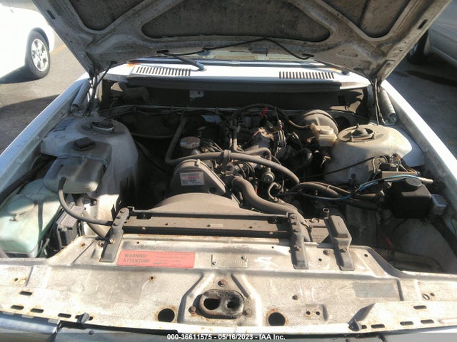 1986 VOLVO 244 DL/GL VIN: YV1AX8847G1159828