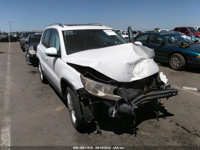 WVGAV7AX2FW605603 Volkswagen TIGUAN SE