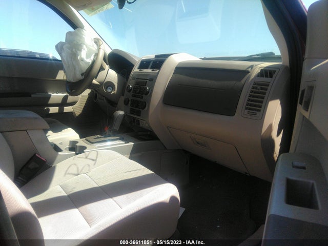 2011 FORD ESCAPE XLT VIN: 1FMCU0D7XBKB84410