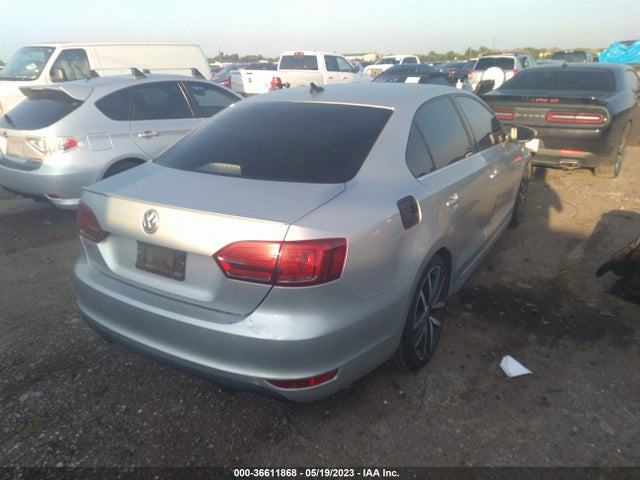 3VW4S7AJ8EM355902 Volkswagen Jetta Sedan Gli Autobahn W/nav
