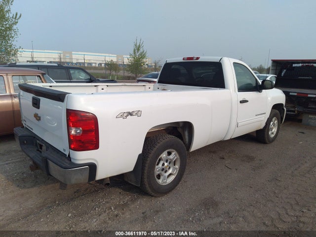 2009 CHEVROLET SILVERADO 1500 LT VIN: 1GCEK24009Z195290