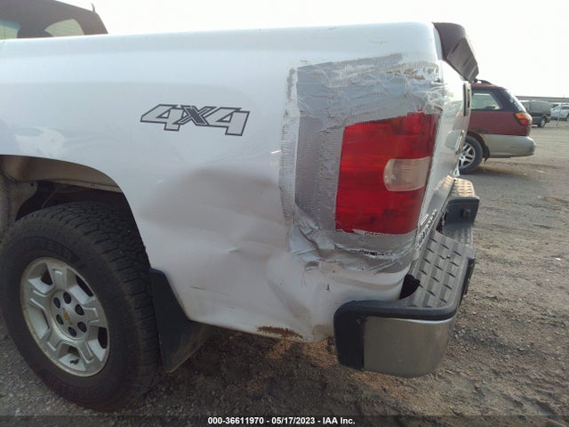 2009 CHEVROLET SILVERADO 1500 LT VIN: 1GCEK24009Z195290