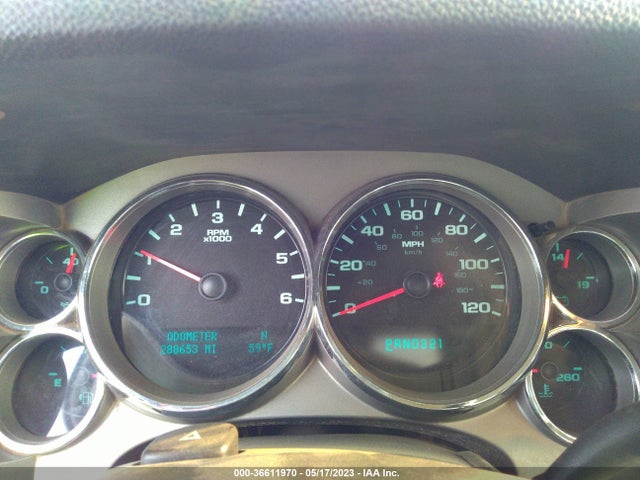 2009 CHEVROLET SILVERADO 1500 LT VIN: 1GCEK24009Z195290