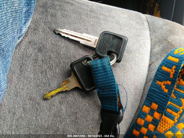 1990 EAGLE PREMIER ES VIN: 2E3CB66U5LH709537