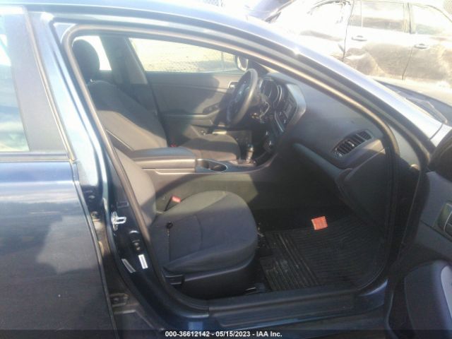 KNAGM4A78F5557561 KIA Optima Lx