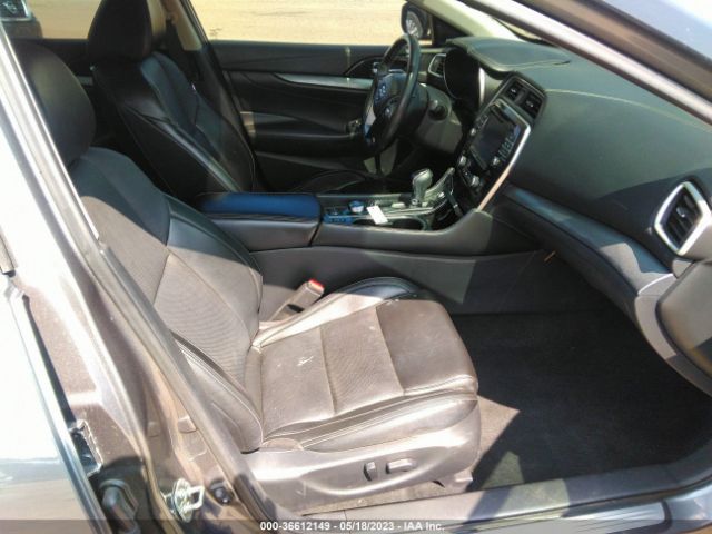1N4AA6AP5HC441462 Nissan Maxima 3.5 Sl