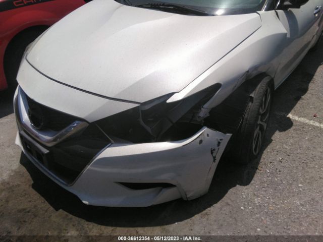 1N4AA6AP9GC434447 Nissan Maxima 3.5 S