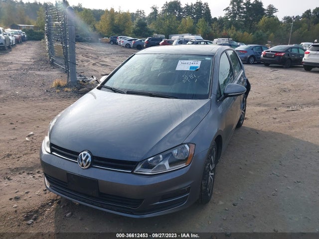 3VW217AU8HM050117 Volkswagen GOLF S