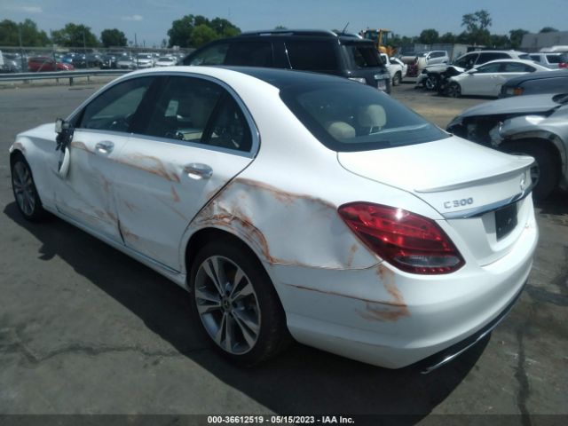 55SWF4JB2JU282711 Mercedes-Benz C-class C 300