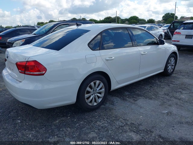 2014 VOLKSWAGEN PASSAT WOLFSBURG ED VIN: 1VWAT7A37EC099318