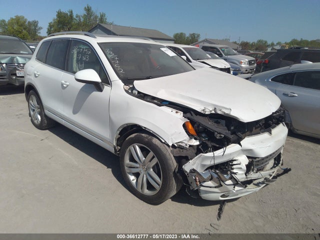 2014 Volkswagen Touareg, VIN: WVGEF9BP5ED006536