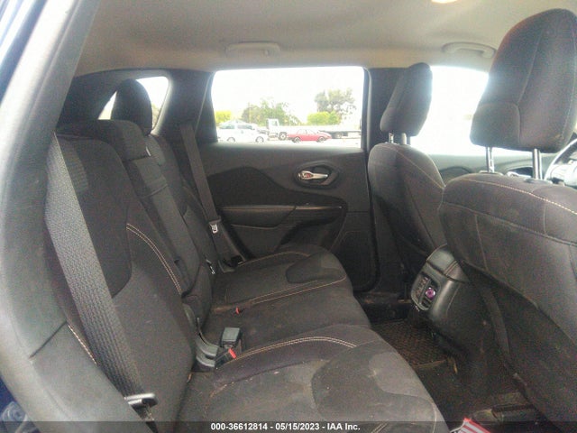 1C4PJMCSXFW692323 Jeep Cherokee Latitude
