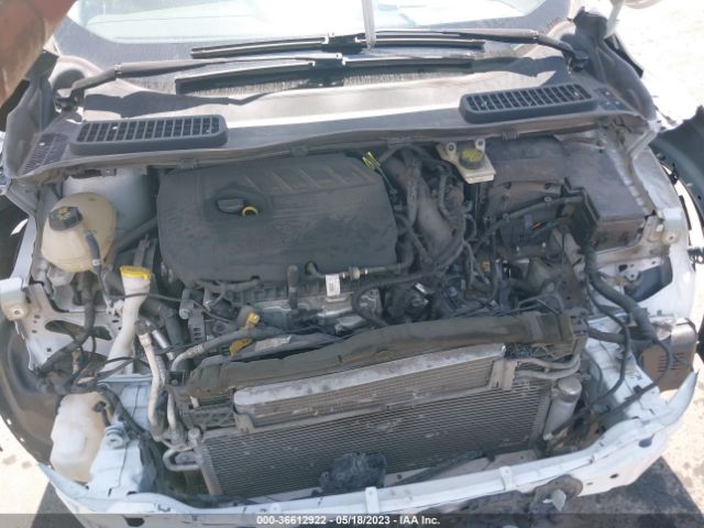 1FMCU0GD7HUC34825 Ford ESCAPE SE