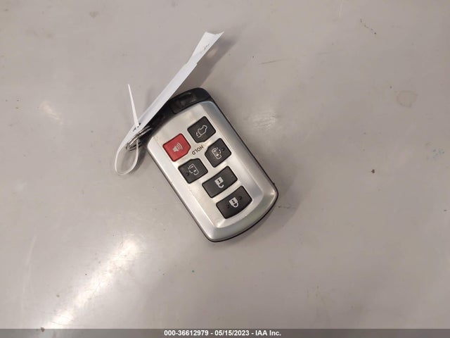 Toyota SIENNA SE 2015 5TDXK3DC1FS639430 Image 11