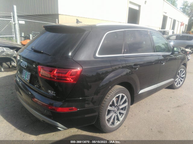 WA1LAAF7XHD007184 Audi Q7 Premium Plus
