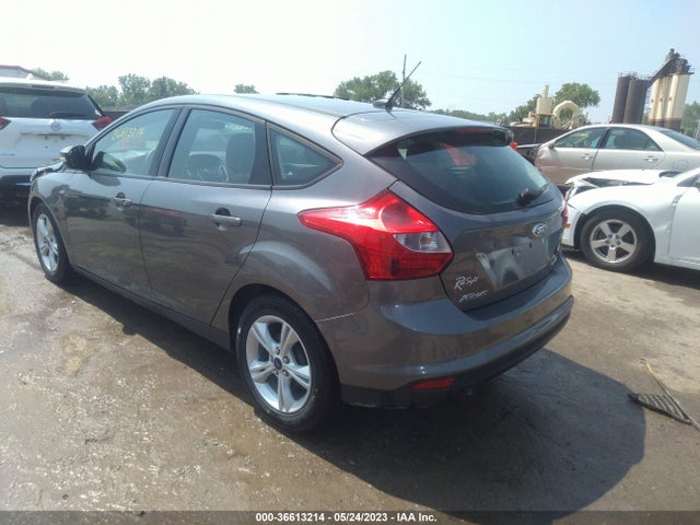 2014 FORD FOCUS SE VIN: 1FADP3K28EL400610