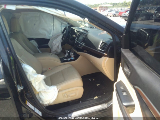 2016 Toyota Highlander, VIN: 5TDDCRFH5GS015563