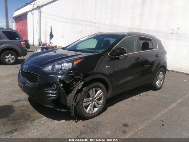 KNDPMCAC1J7461374 KIA Sportage Lx