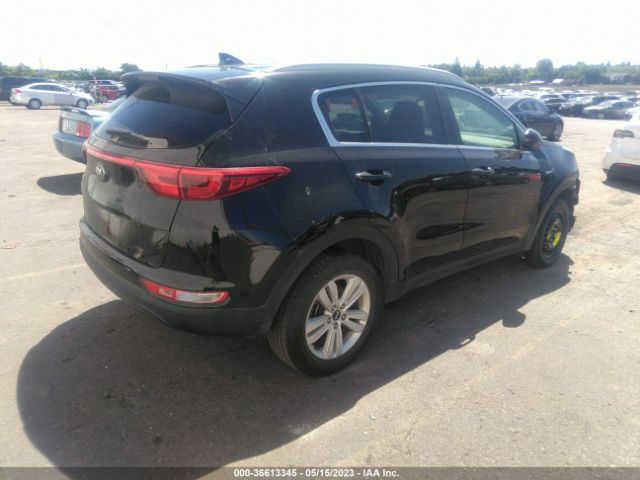 KNDPMCAC1J7461374 KIA Sportage Lx