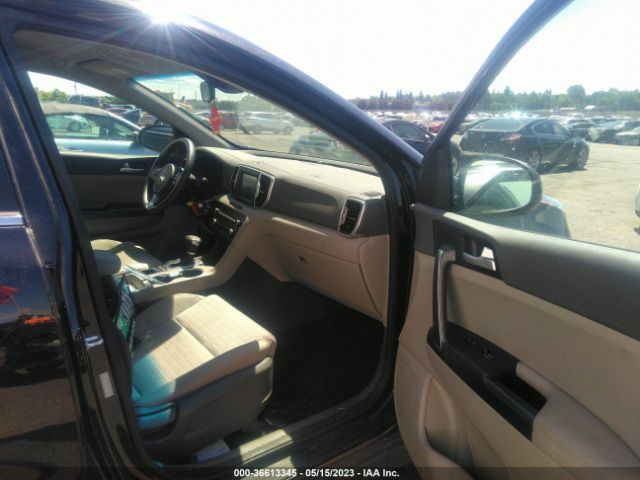 KNDPMCAC1J7461374 KIA Sportage Lx