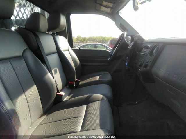 2015 Ford F-450, VIN: 1FDAF4HY9FEB95818