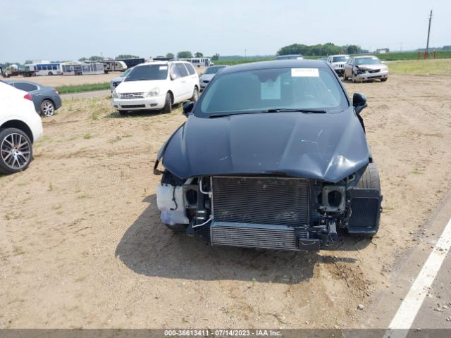 3FA6P0VP9KR129228 Ford Fusion Sport