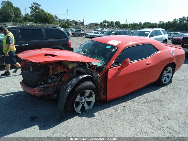 Dodge Challenger Sxt 2018 2C3CDZAG9JH237556 Image 2