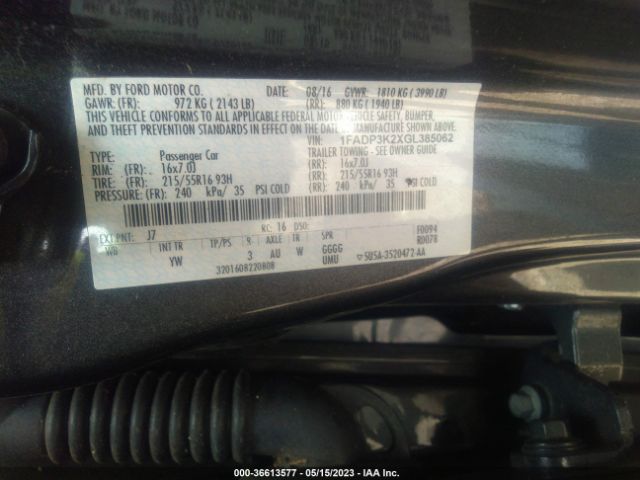 1FADP3K2XGL385062 Ford FOCUS SE