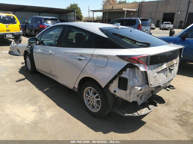 Toyota Prius Two 2016 JTDKBRFU2G3020695 Image 3