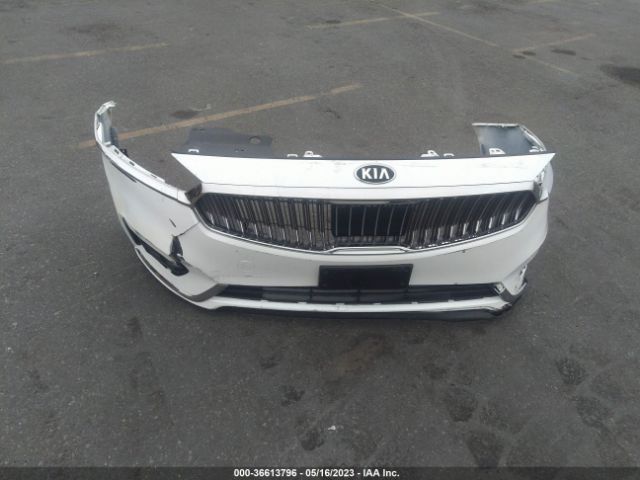 KNALC4J16K5164763 KIA Cadenza Technology