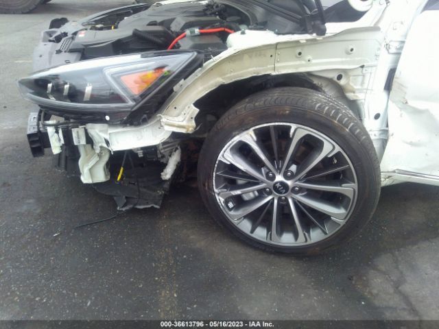 KNALC4J16K5164763 KIA Cadenza Technology
