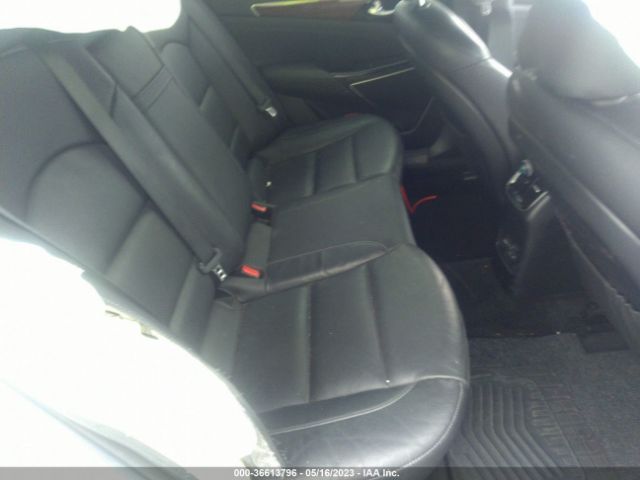 KNALC4J16K5164763 KIA Cadenza Technology
