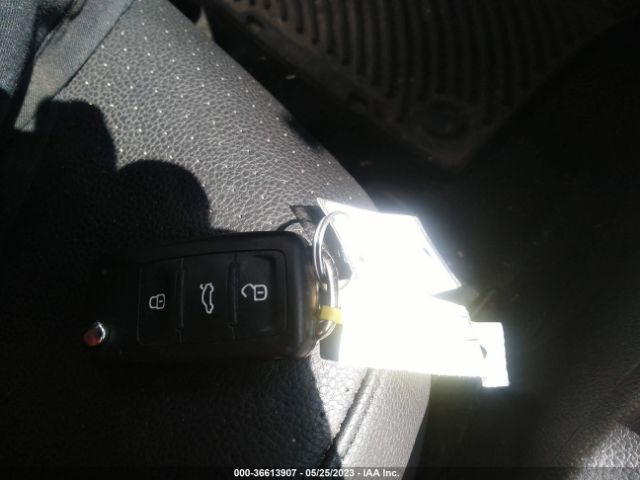 3VWDB7AJ1HM251756 Volkswagen Jetta 1.4t Se