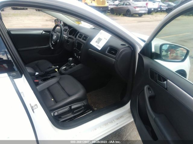 3VWDB7AJ1HM251756 Volkswagen Jetta 1.4t Se