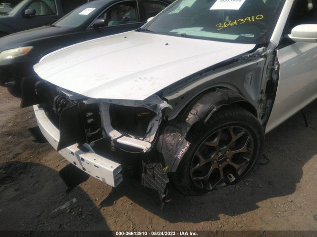 2C3CCAGG8GH298661 Chrysler 300 300s