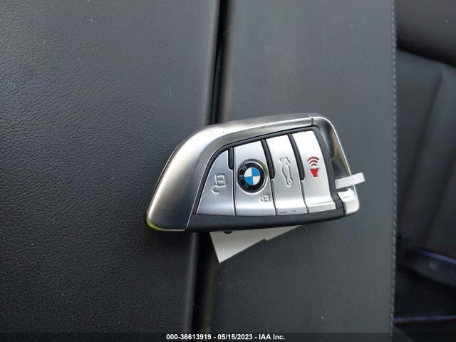 2023 BMW M5, VIN: WBS83CH05PCL64299