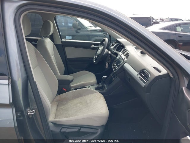 3VV1B7AX1LM151046 Volkswagen TIGUAN S