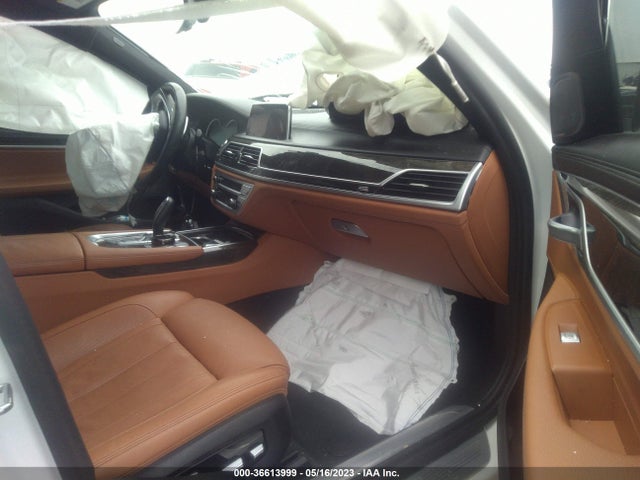 BMW 7 Series 740i 2019 WBA7E2C57KB218282 Image 5
